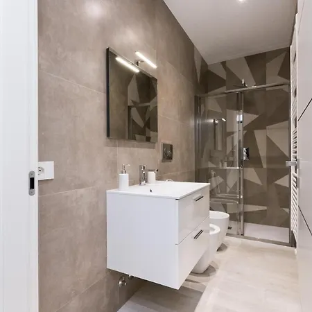 شقة Magnoliaapartments - 18a Visconti Duomo